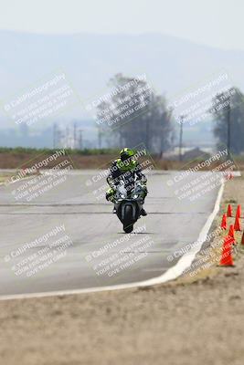 media/Jun-07-2025-TrackDaz (Sat) [[4413525952]]/B Group/220pm (Turn 9)/